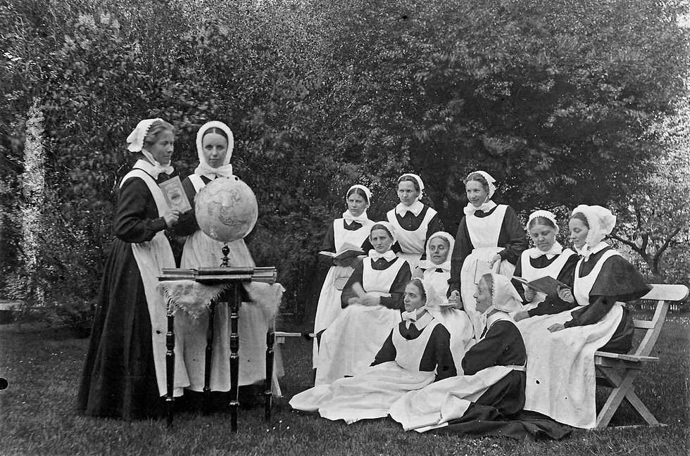 Undervisning af prøvesøstre på Diakonisstiftelsen i 1903