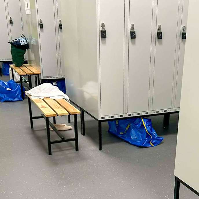 IKEA-poser beskåret.jpg