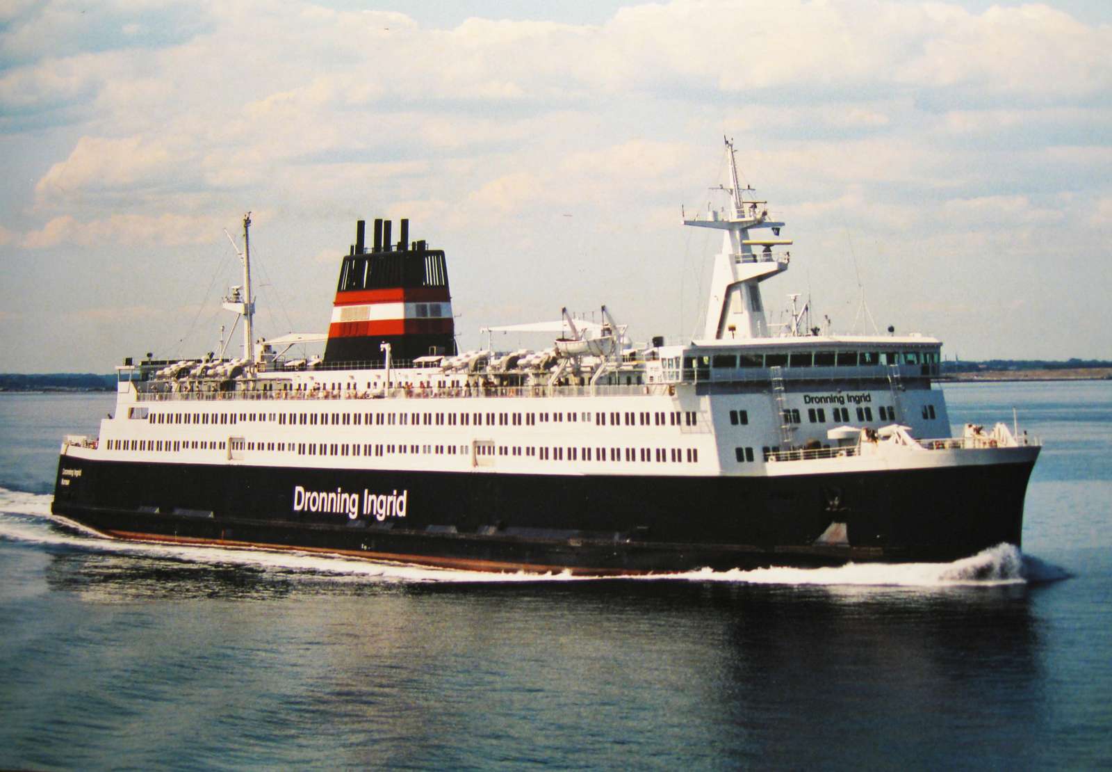 Africa Mercy er tidligere dansk storebæltsfærge Dronning Ingrid.