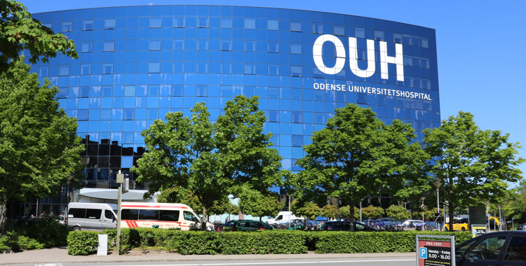 Ouh Hovedindgang (1)