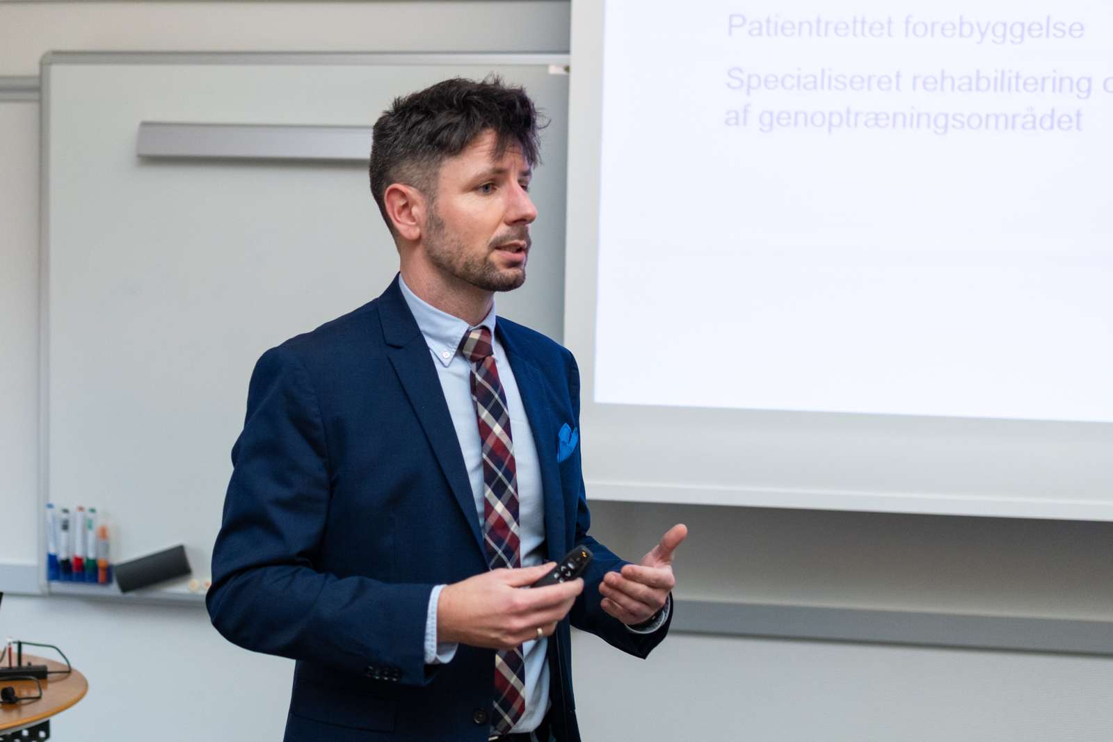 Kontorchef Daniel Kjærgaard Simonsen gennemgik den konkrete status på arbejdet i sundhedsrådene.