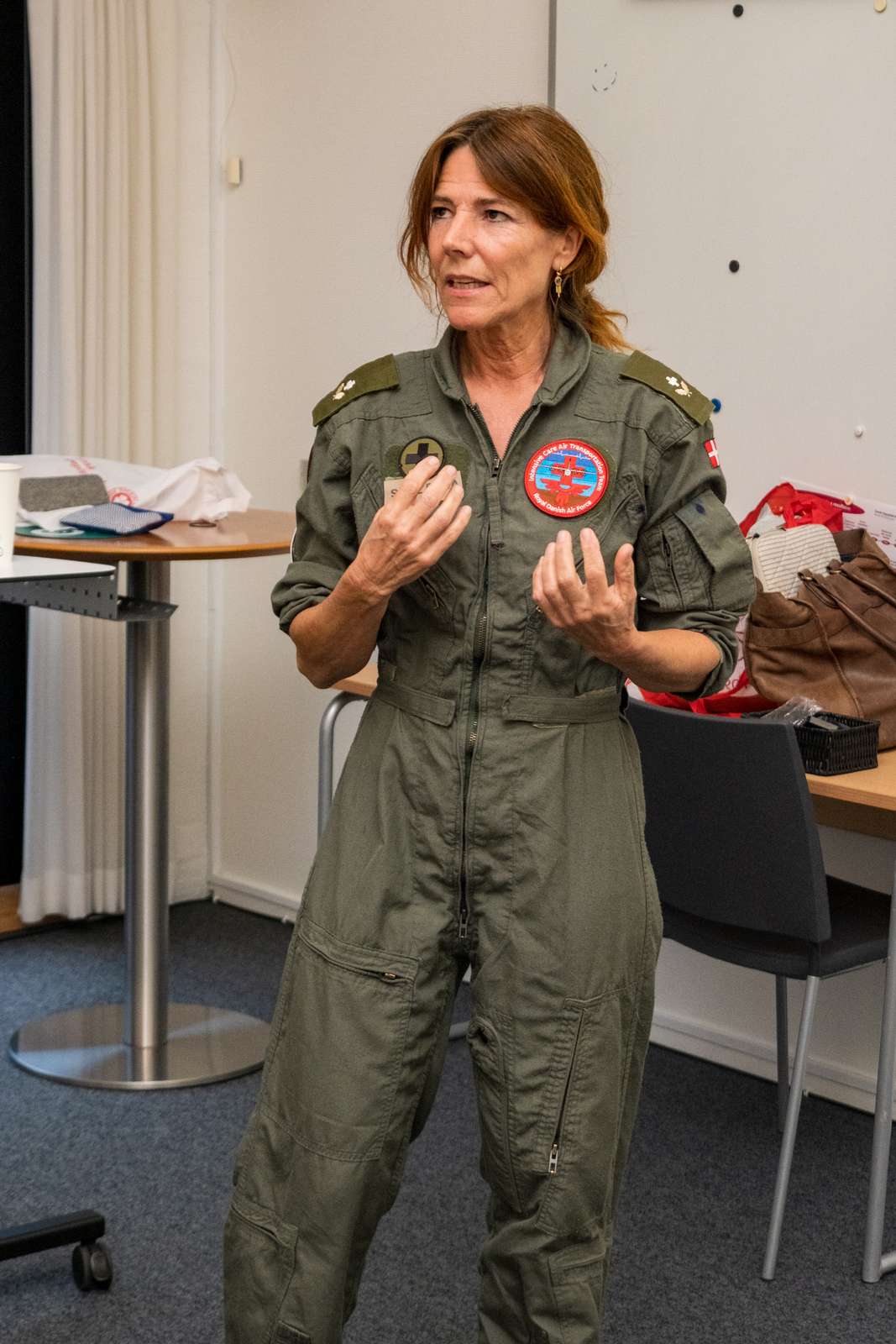 Raja Thiesen har været på 17 missioner for forsvaret - bla. Kosovo, Aden Bugten, Irak, Middelhavet, Letland og Grønland.