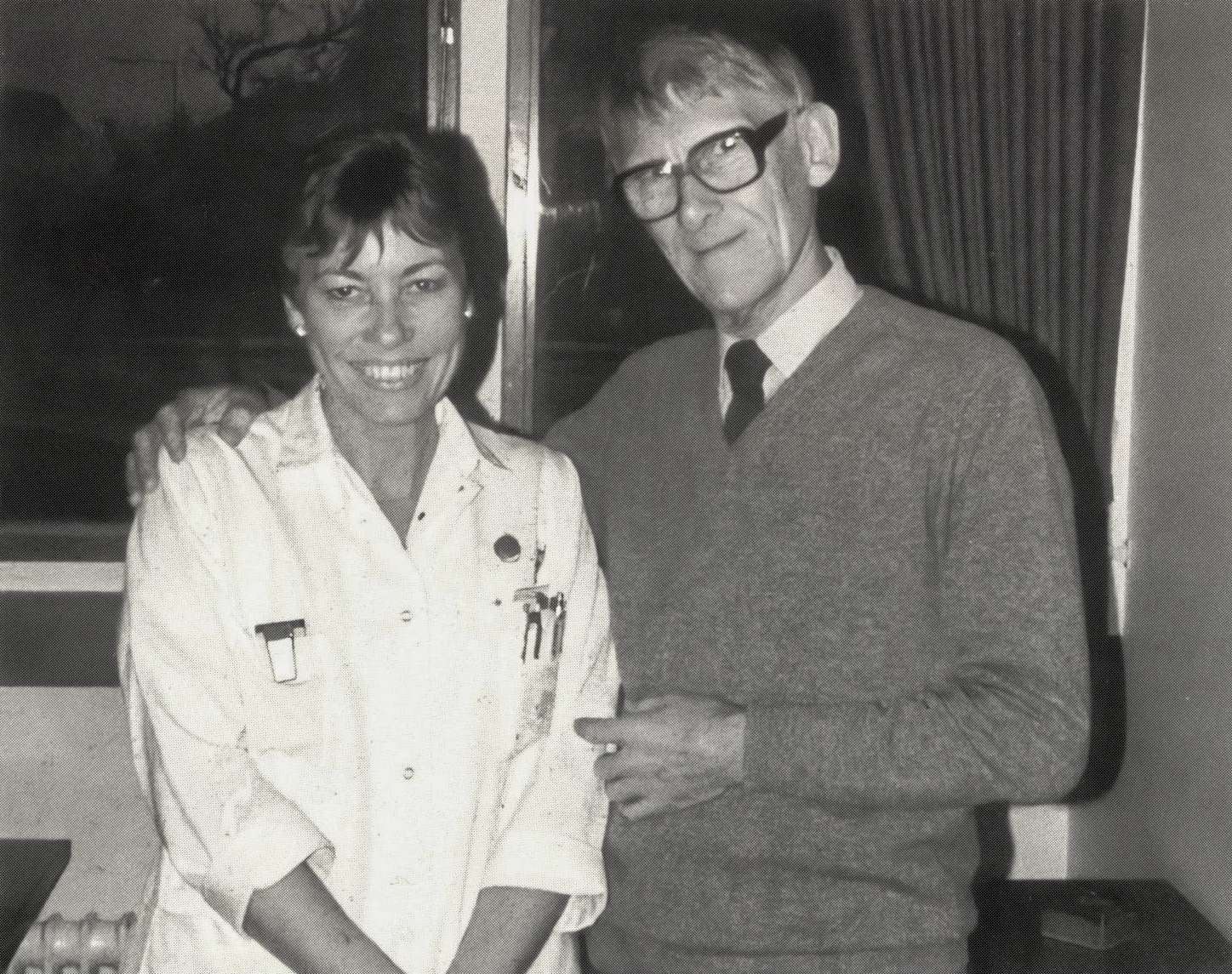 Chefsygeplejerske Inger Ekholm og sygehusdirektør Gunnar Lauridsen Farsø 1988 rettet.png