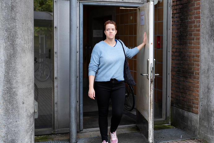Ved udgangen af september går Camille Christensen for sidste gang ud ad døren på Slagelse Sygehus, hvor hun har været sygeplejerske siden 2016. Hun sagde sin stilling op et par dage efter regeringsindgrebet