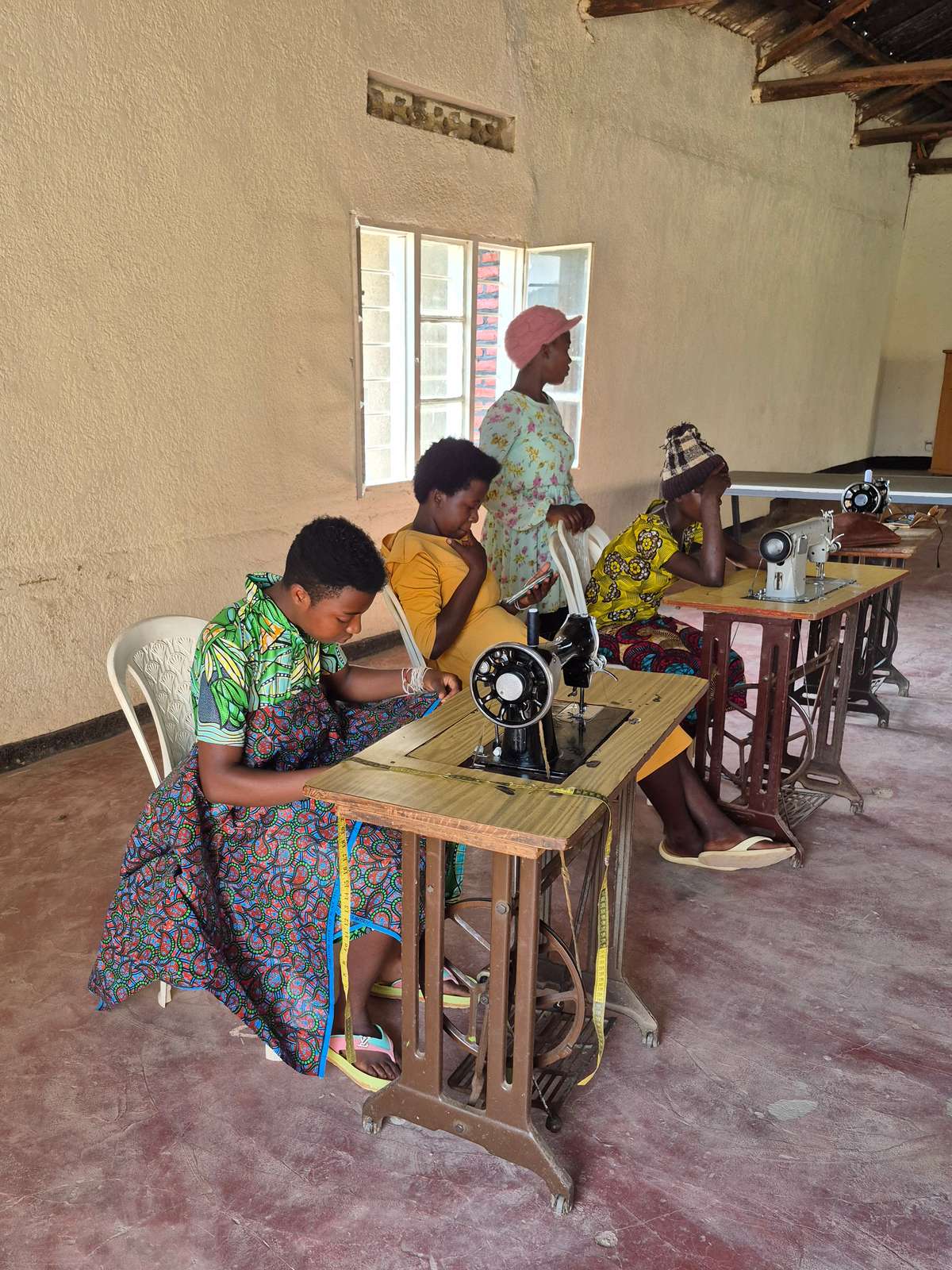 Danish Nightingale Foundation vil indsamle penge til blandt andet flere symaskiner