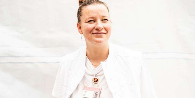 Klinisk specialsygeplejerske Kathrine Due Hammerhøj på Afdelingen for Lunge- og Infektionssygdomme på Bispebjerg Hospital
